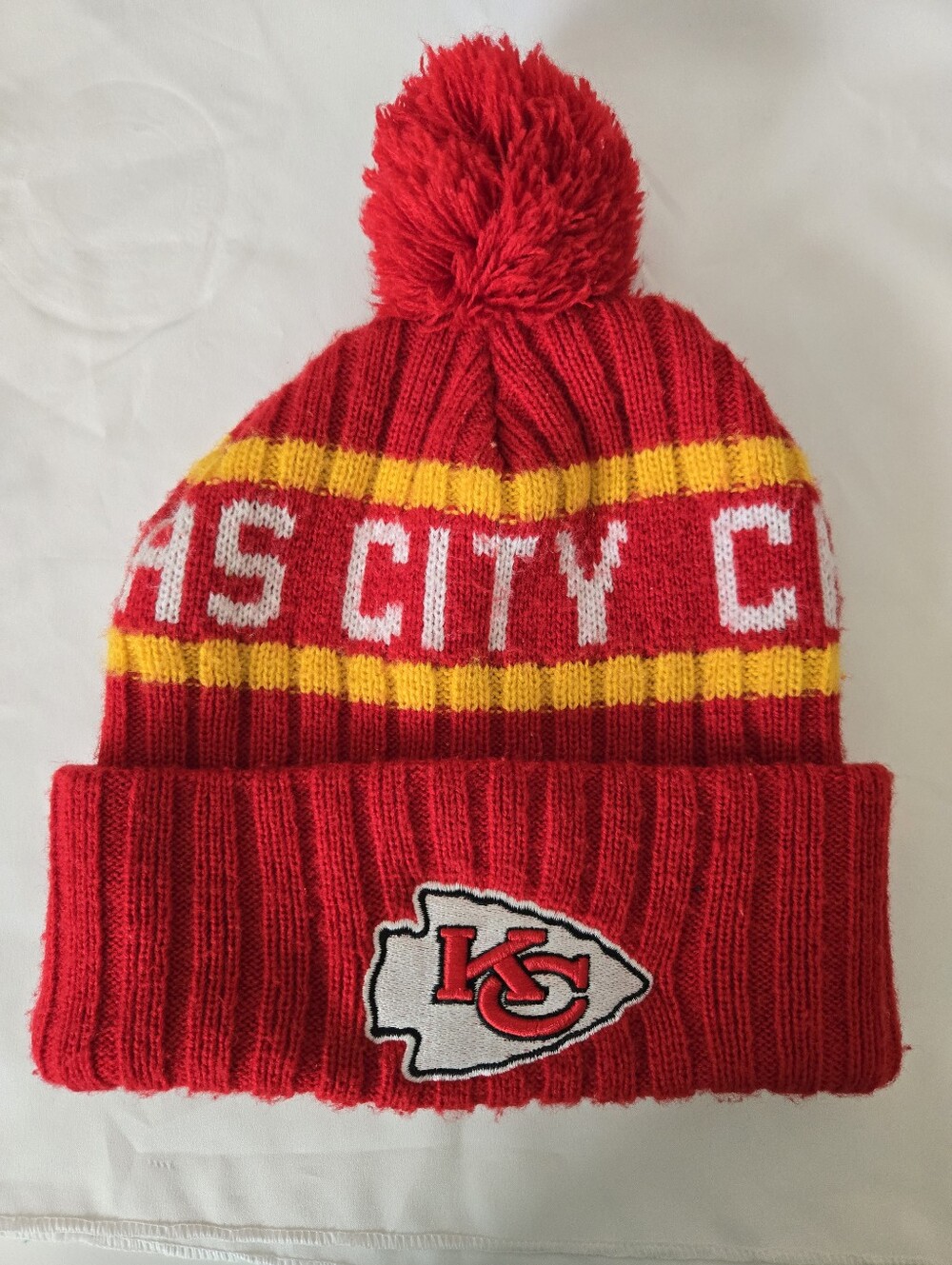 NFL Kansas City Chiefs Red Pompom Beanie Football Team Knit Hat Winter